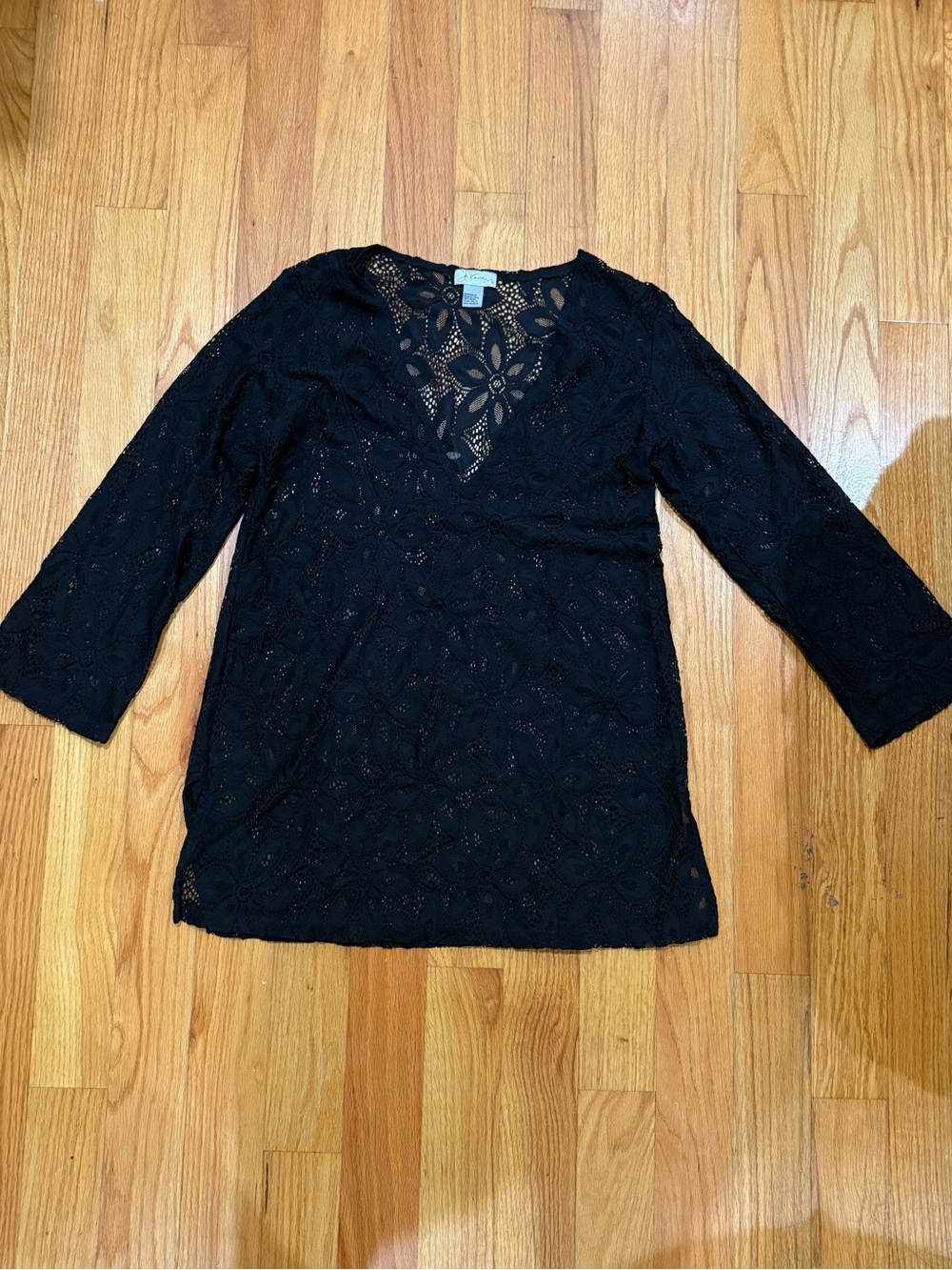 J. Valdi Black Daisy Floral Lace V-Neck Swim Cover-Up Tunic